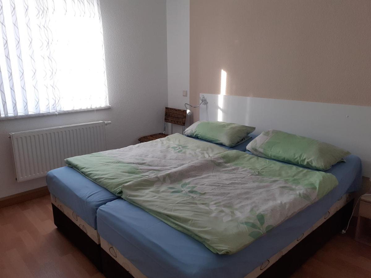 Ferienwohnung - August-Bebel-Str. 19 Oelsnitz  ภายนอก รูปภาพ